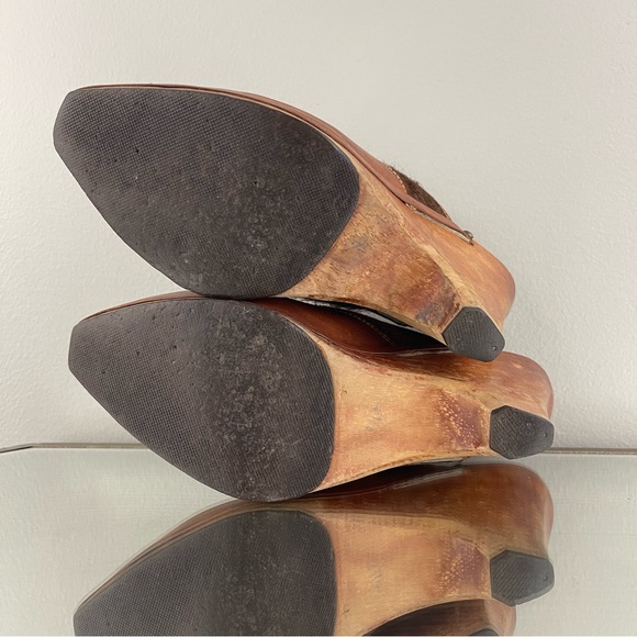 !SOLD! DANELLE Vintage 1970’s Western Burnt Orange Brown Leather Wooden Clogs - Picture 8 of 8